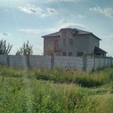 Tartasesti, casa p+1 la rosu de vanzare